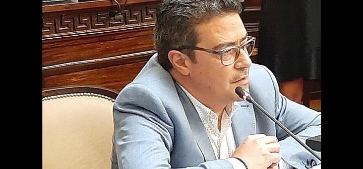 MEDIA SANCIÓN PARA EL PROYECTO CONTRA LA VIOLENCIA LABORAL, PRESENTADO POR EL COMPAÑERO MARCELO APARICIO
