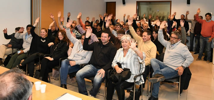 Con la aprobación de asambleas en todo el país se firmó el acuerdo con Telecom
