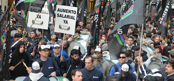 El SATSAID se moviliza a las empresas por salarios
