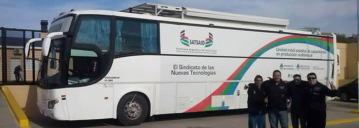 El móvil escuela llegó a Santa Cruz