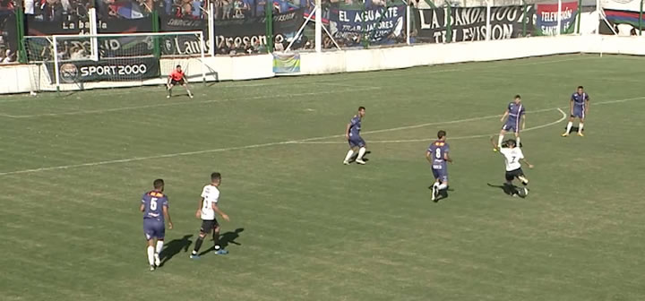 Fútbol: Otro paso hacia el ascenso