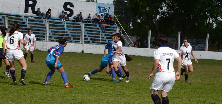 Goleada del femenino del SAT frente a Liniers