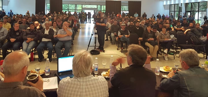 Paritarias: Plenario ampliado secretarios generales y delegados