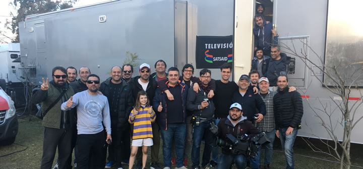 SATSAID con los compañeros de ESPN SUR y MEDIA PRO en el estreno del móvil 4K HDR