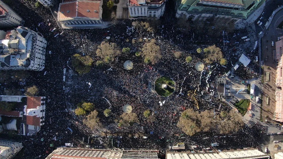 SATSAID PRESENTE EN LA MARCHA EN DEFENSA DE LA DEMOCRACIA