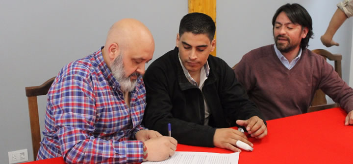 Seccional Tierra del Fuego firmó convenio habitacional con la provincia