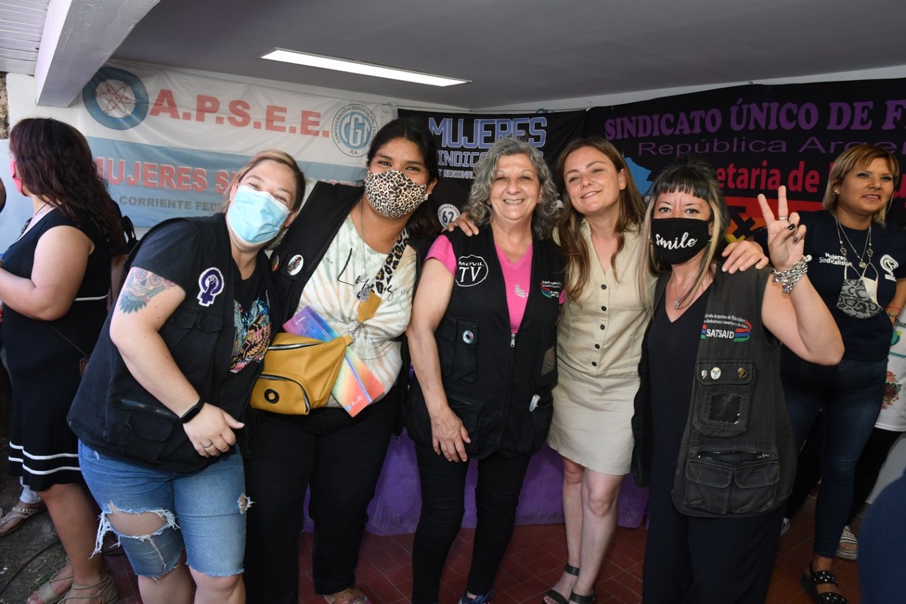 ENCUENTRO DE MUJERES SINDICALISTAS EN LA SEDE DE APSEE DE LOMAS DE ZAMORA