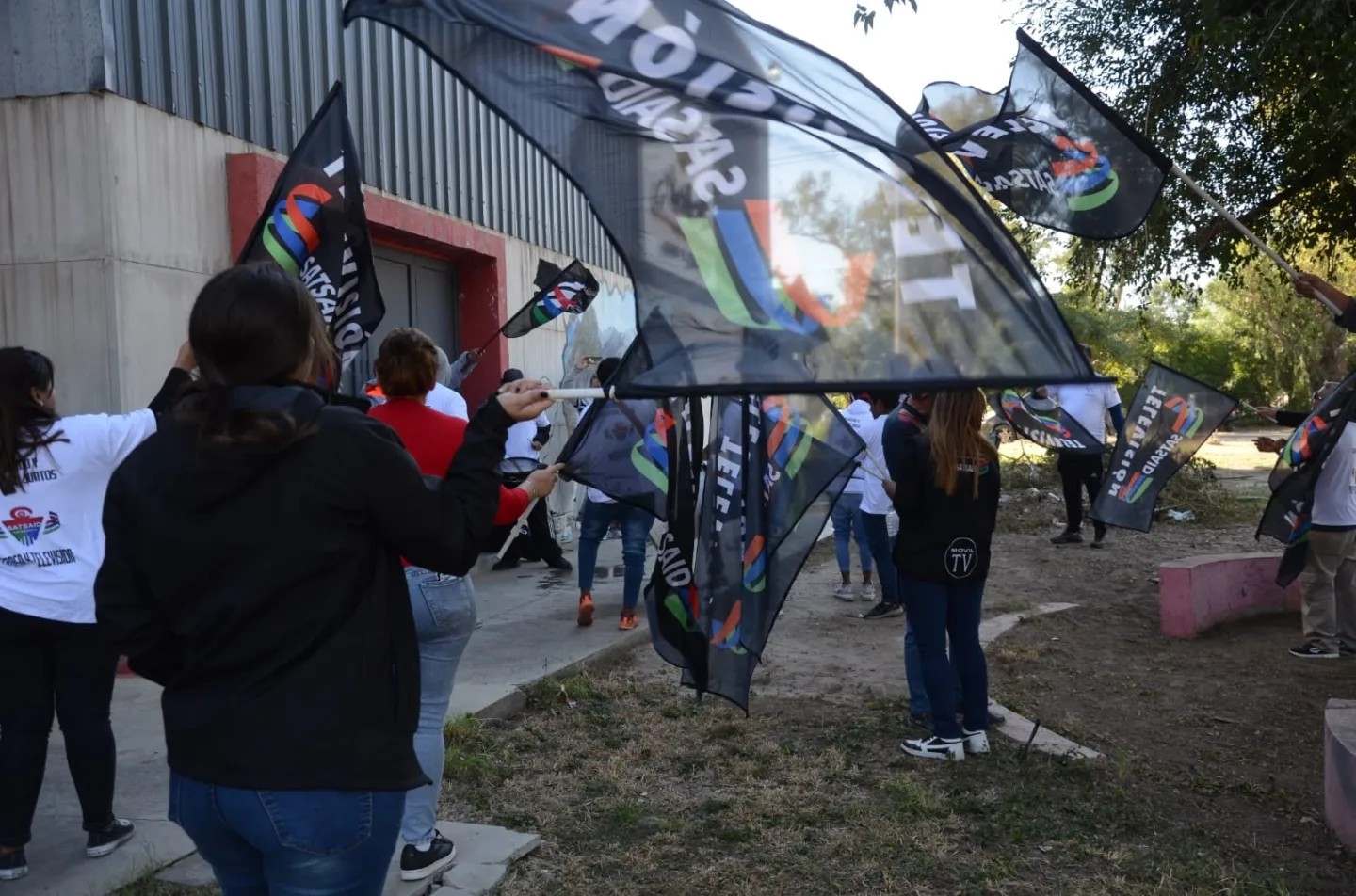 CATAMARCA: MOVILIZACIÓN A CATAMARCA RADIO Y TELEVISIÓN 