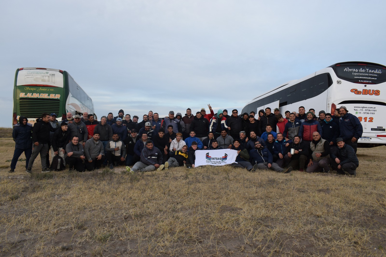 LA PLATA: EXCURSIÓN DE PESCA EN MONTE HERMOSO PARA LOS AFILIADOS Y AFILIADAS DE LA SECCIONAL 