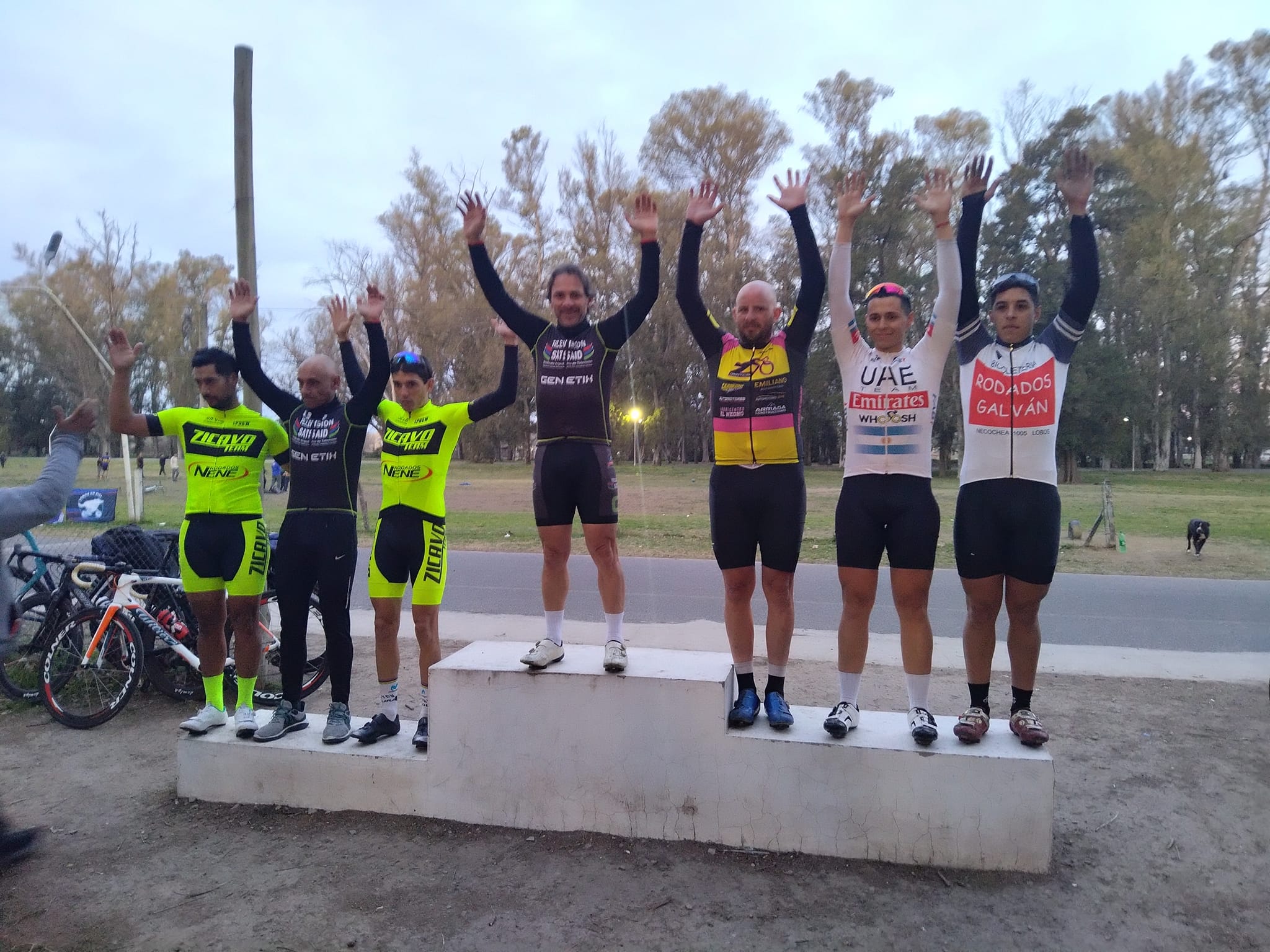 EL EQUIPO DE CICLISMO DEL SAT SE LLEVÓ EL PRIMER PUESTO EN LA COMPETENCIA DE LOBOS 