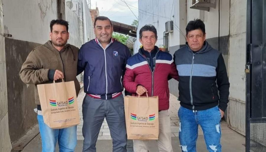 FORMOSA: JORGE LARRÉ VISITÓ A TRABAJADORES DE LA EMPRESA CYR EN CLORINDA 