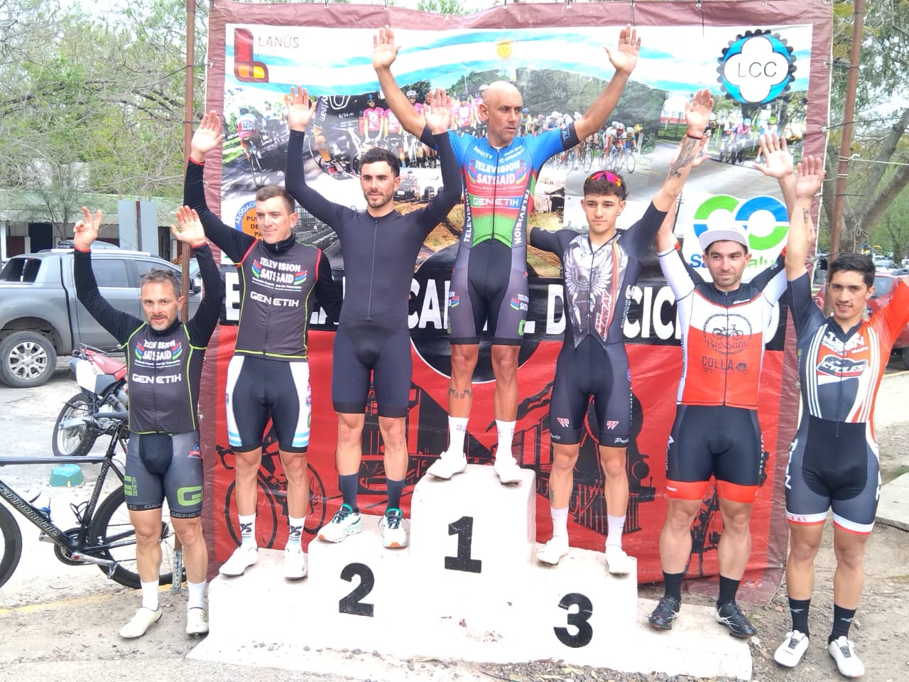 EL EQUIPO DE CICLISMO DEL SAT SIGUE COSECHANDO VICTORIAS 