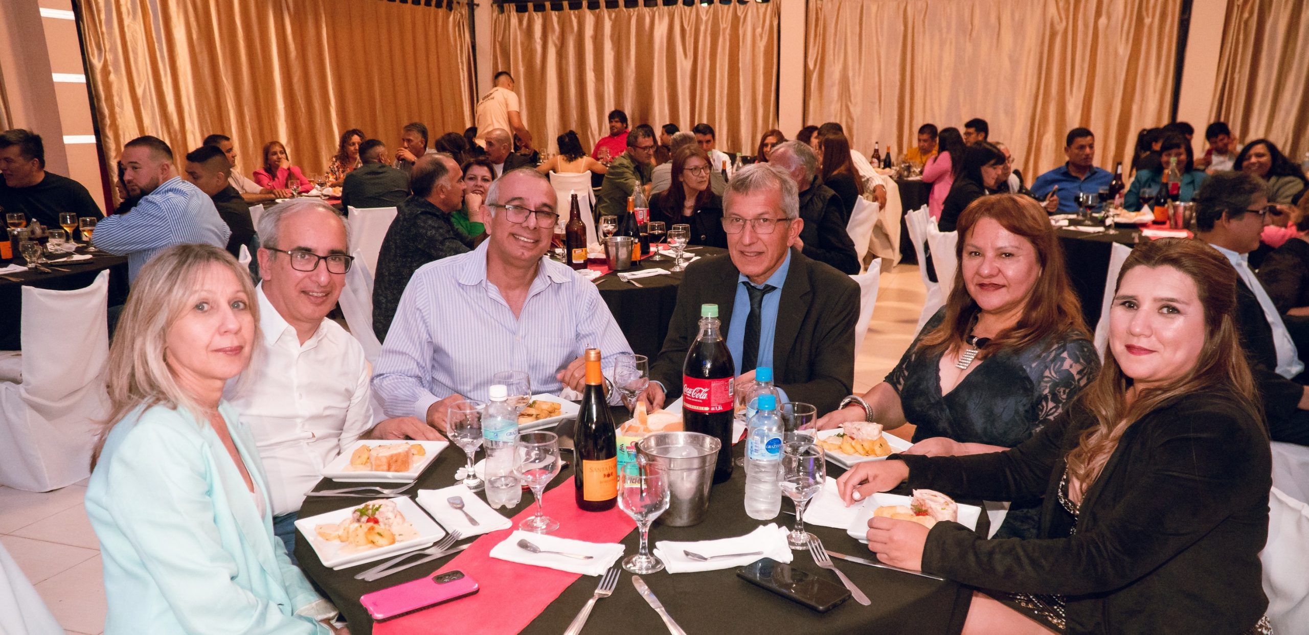 CATAMARCA: HERMOSA CENA POR EL DÍA DEL TRABAJADOR Y LA TRABAJADORA DE TELEVISIÓN 