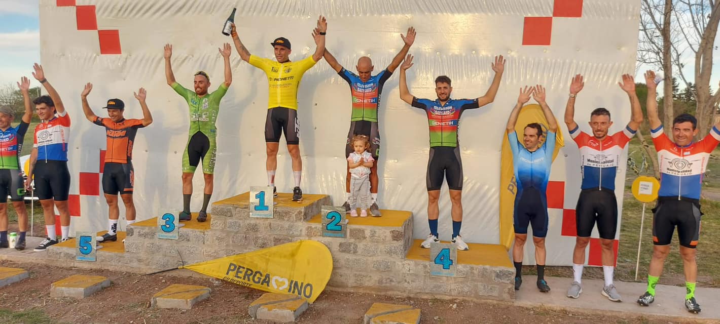 EL EQUIPO DE CICLISMO DEL SATSAID COMPLETÓ OTRO FIN DE SEMANA DE PODIOS 