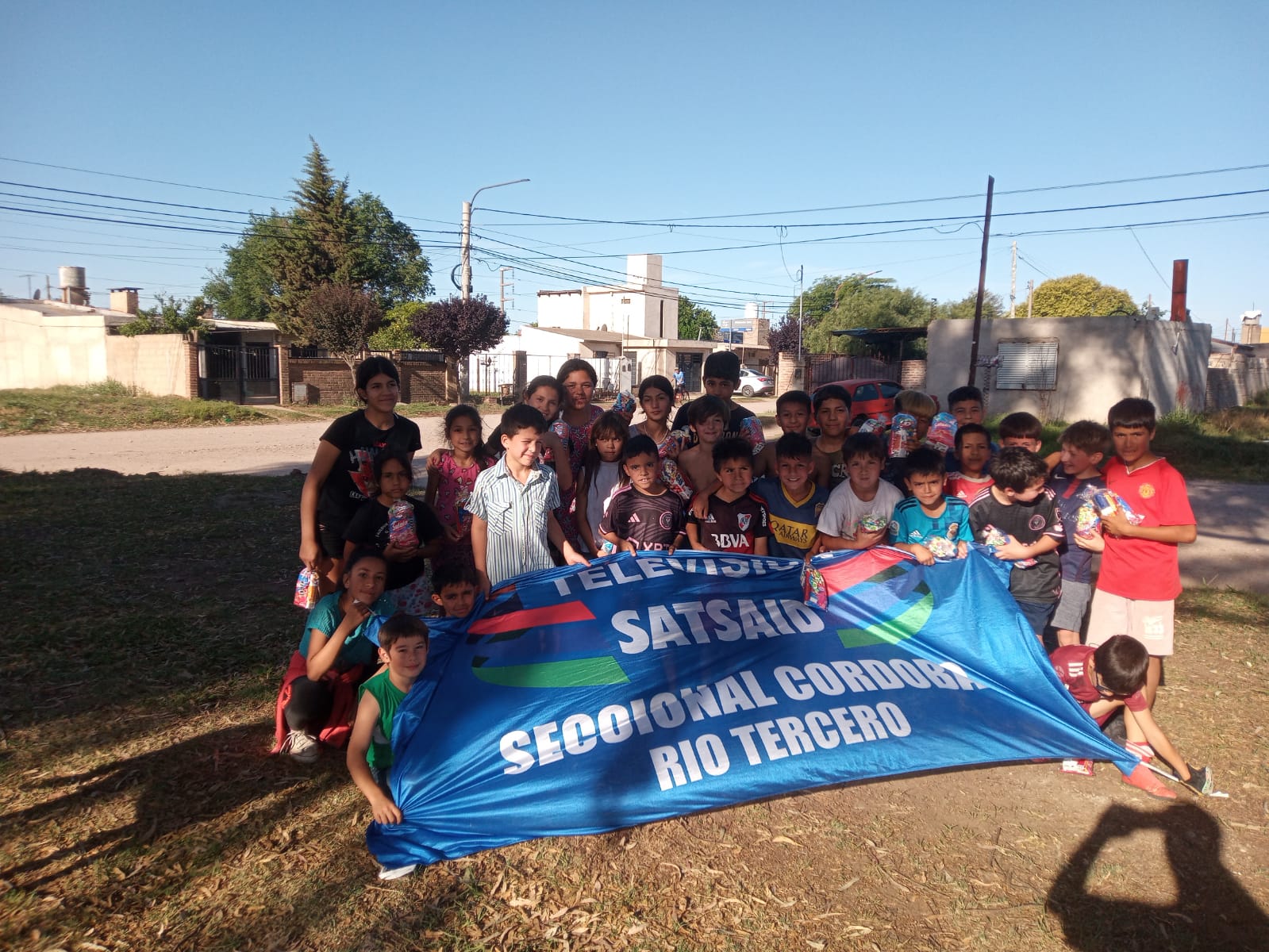 CÓRDOBA: JORNADA SOLIDARIA EN LA ESCUELA MUNICIPAL DE FÚTBOL 