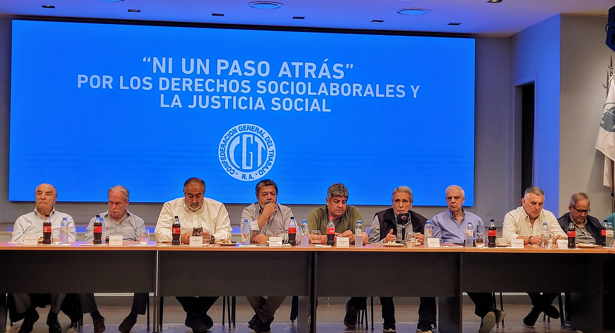 LA CGT REPUDIA EL DNU DE JAVIER MILEI Y LLAMÓ A MOVILIZARSE A TRIBUNALES  