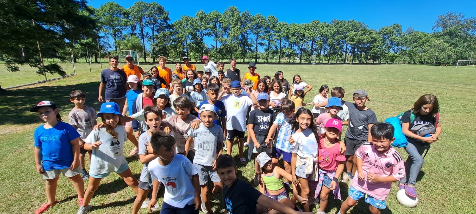 SANTA FE: EL CAMPING “LAS CARDENILLAS” RECIBIÓ A LA COLONIA DE VACACIONES DE ATE 