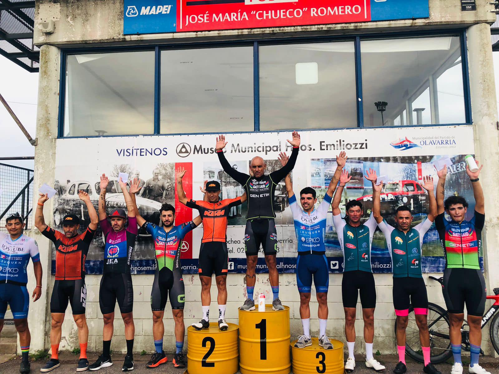 EL EQUIPO DE CICLISMO DEL SAT COMENZÓ EL AÑO CONQUISTANDO PODIOS EN OLAVARRÍA 