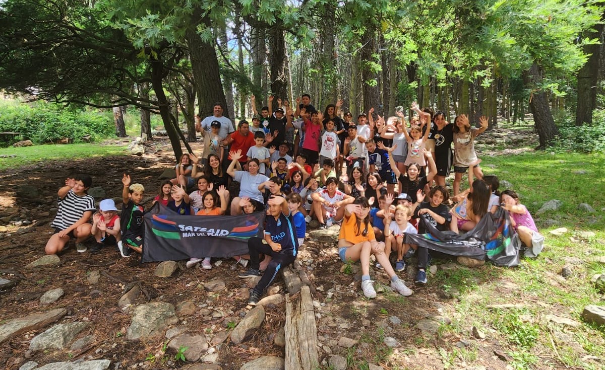 MAR DEL PLATA: LA COLONIA DE VACACIONES VIAJÓ A LAS SIERRAS DE TANDIL 