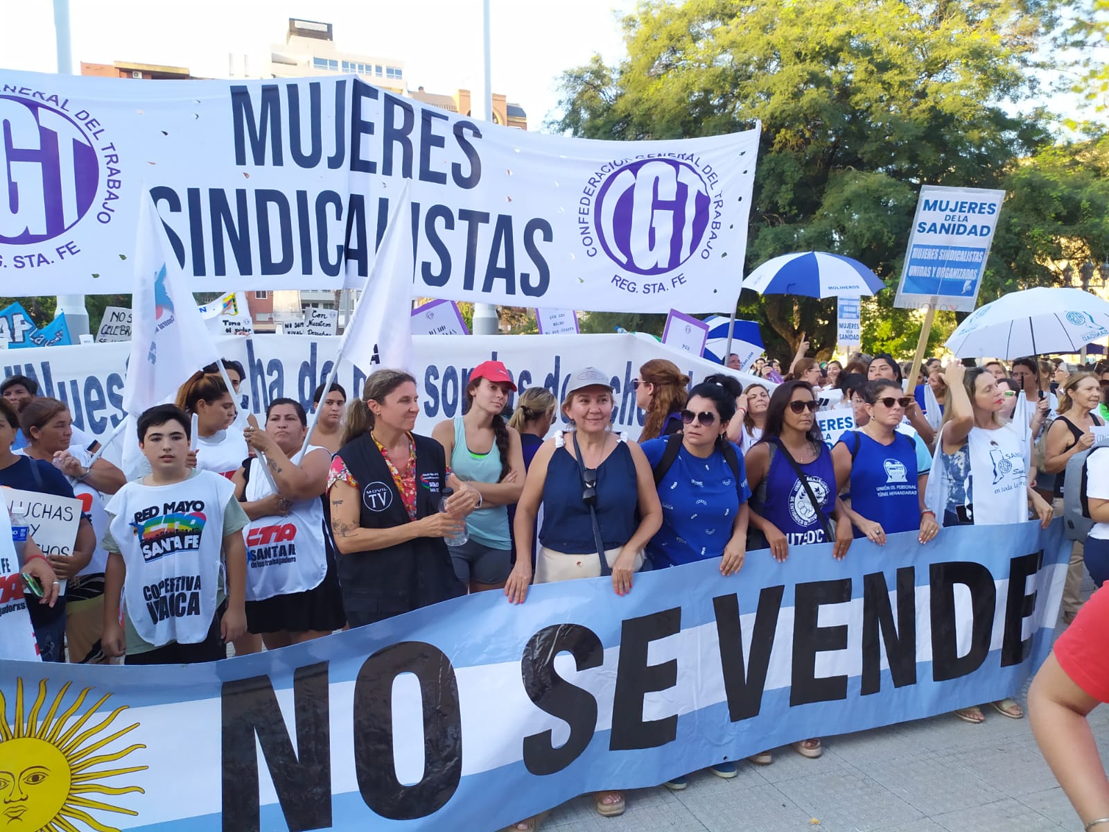 SANTA FE: EL SATSAID PARTICIPÓ DE LA MOVILIZACIÓN POR EL 8M EN LA CAPITAL PROVINCIAL 